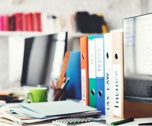 Pisarniški material